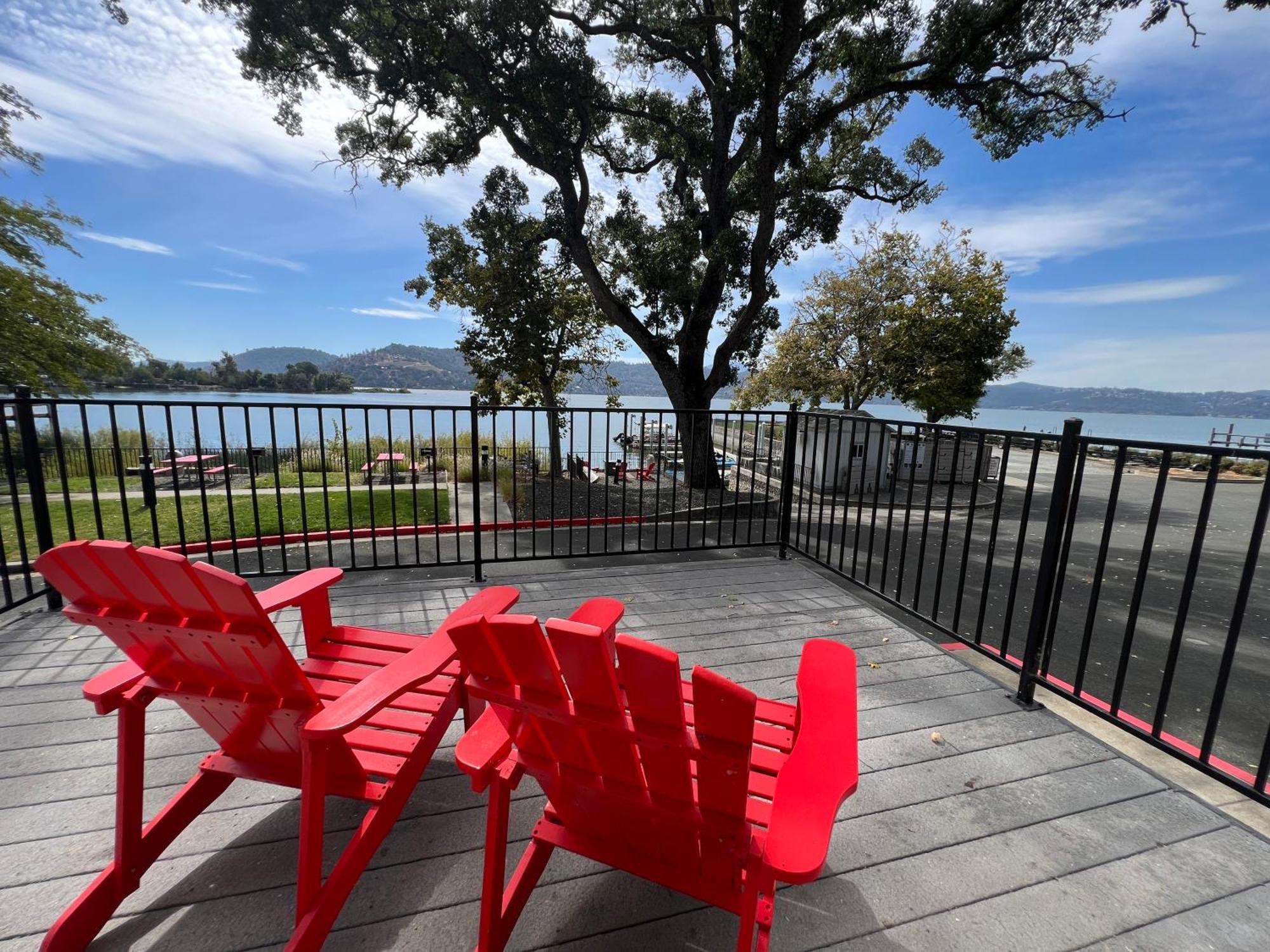 Clear Lake Cottages&Marina Clearlake Exteriör bild